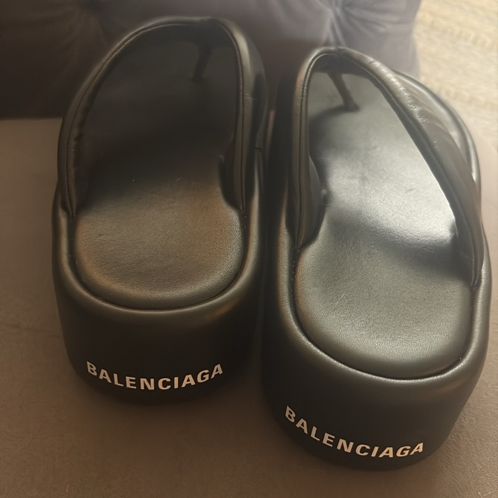 Balenciaga Black Leather Platform Sandals - Picture 7 of 8